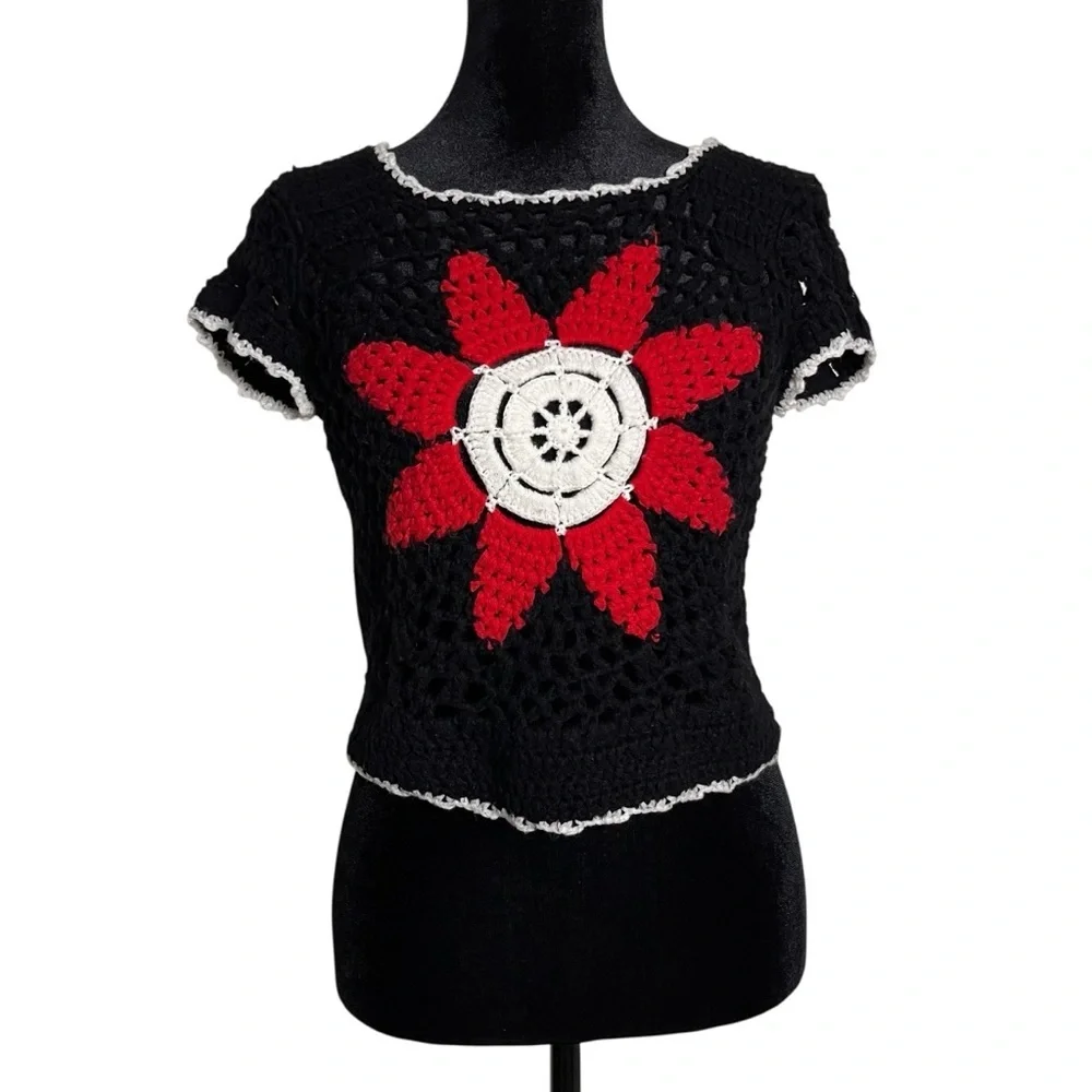 Vintage 70s-Style Crochet Flower Top Cropped – ARDEE – Size S - Picture 1 of 8